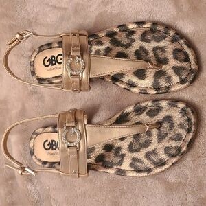 New Women's GBG Sandals Size 7